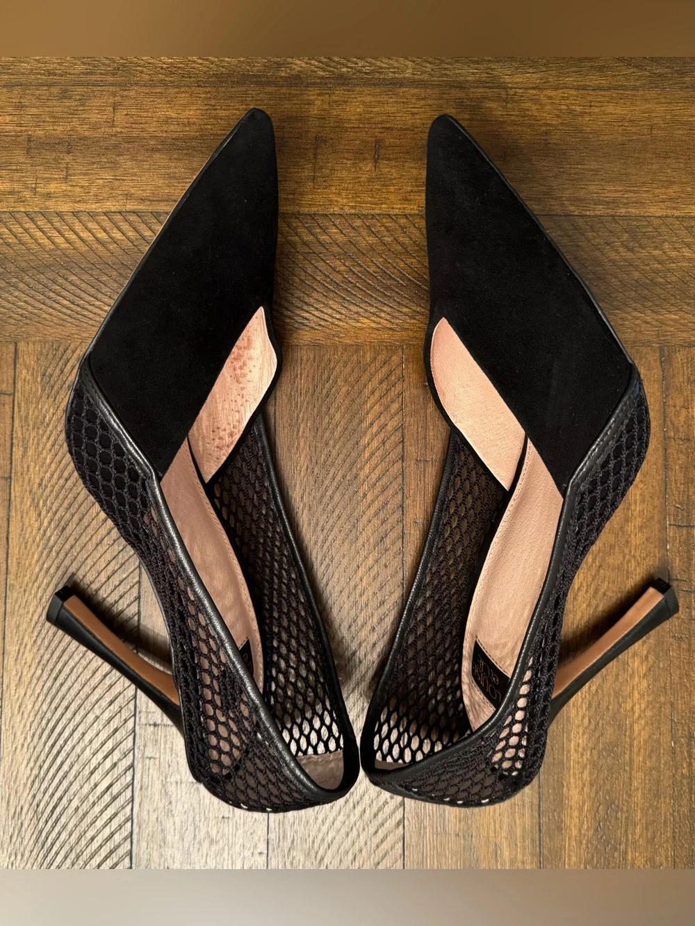 LN WOMENS SZ 9 M LOUISE ET CIE TALLISA SUEDE LEATHER NETTED HEELS PUMPS BLACK